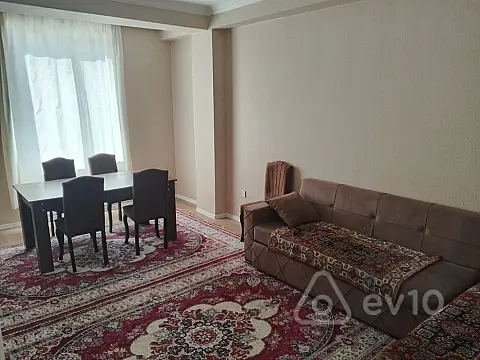 Kirayə verilir 2 otaqlı yeni tikili 60 m²