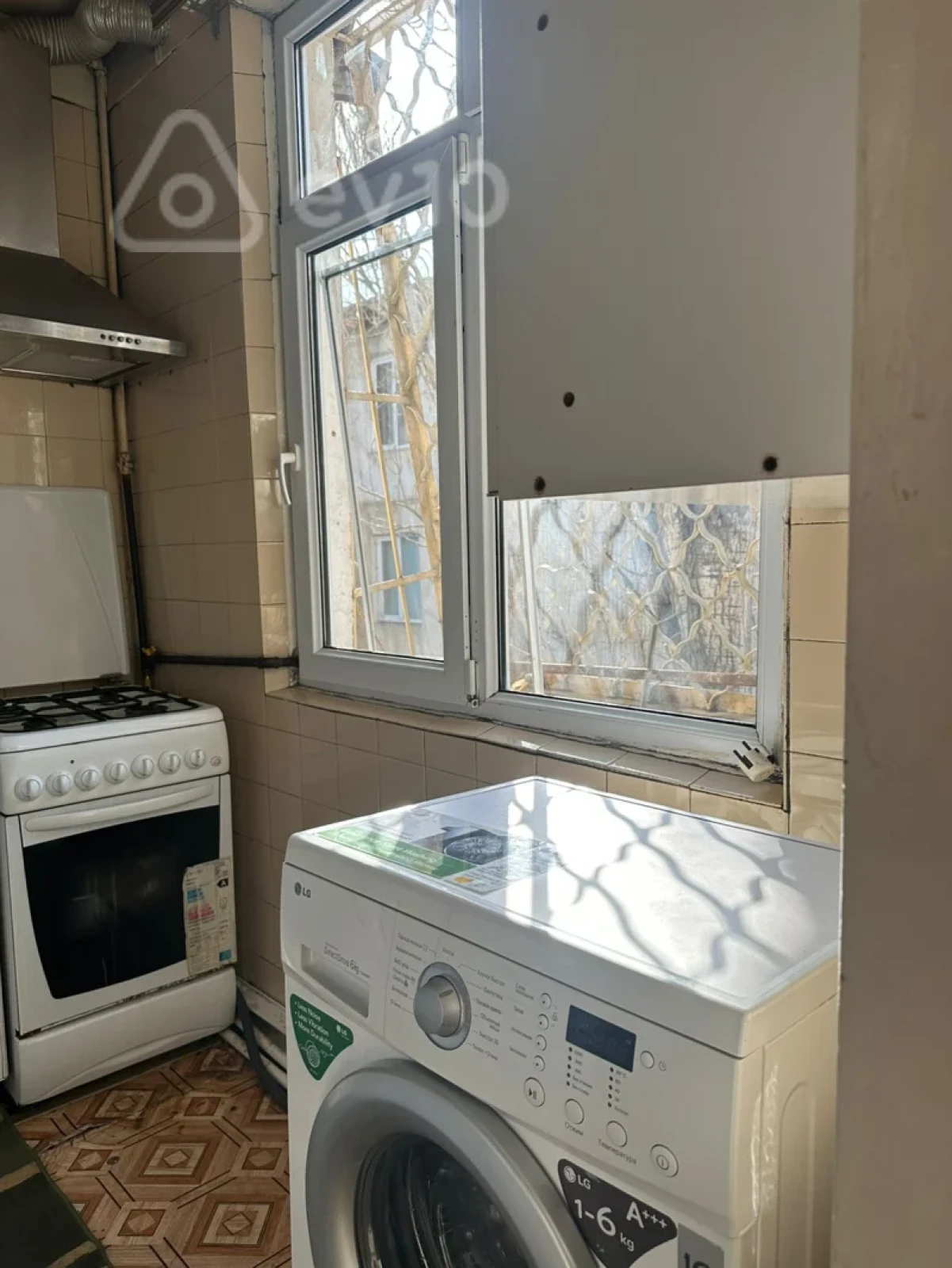 Kirayə verilir 3 otaqlı köhnə tikili 70 m²