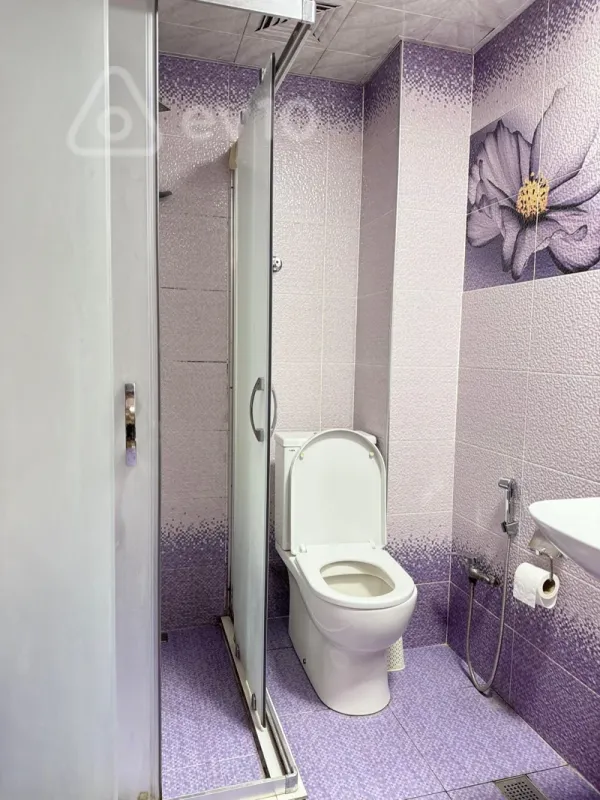 Kirayə verilir 2 otaqlı yeni tikili 70 m²