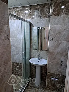 Kirayə verilir 2 otaqlı yeni tikili 52 m²