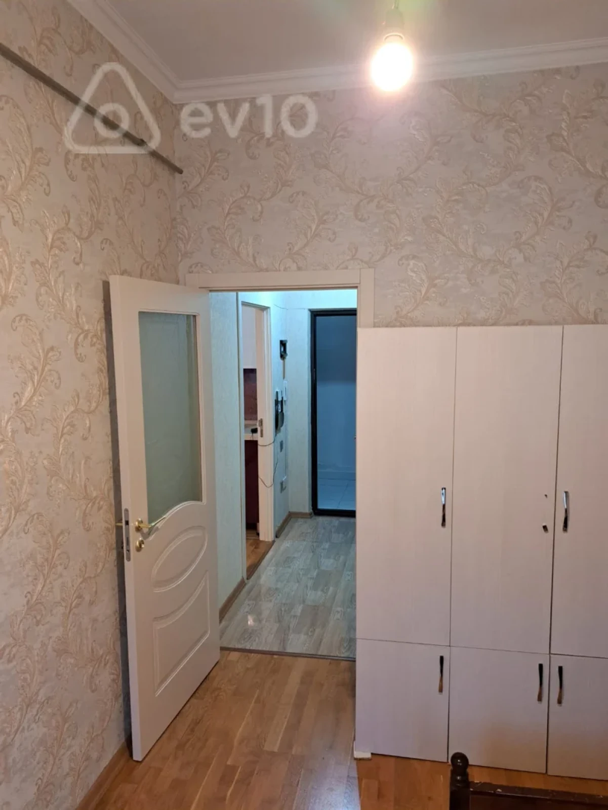 Kirayə verilir 2 otaqlı yeni tikili 52 m²