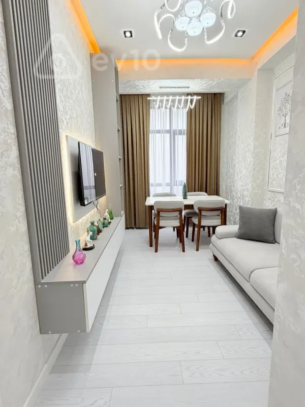 Kirayə verilir 2 otaqlı yeni tikili 50 m²