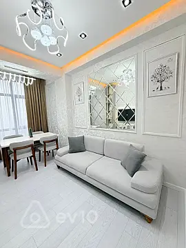 Kirayə verilir 2 otaqlı yeni tikili 50 m²