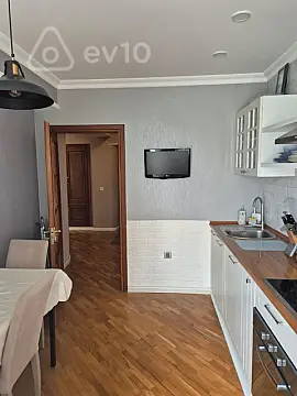 Kirayə verilir 2 otaqlı yeni tikili 85 m²