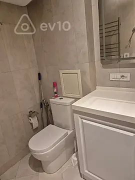 Kirayə verilir 2 otaqlı yeni tikili 85 m²