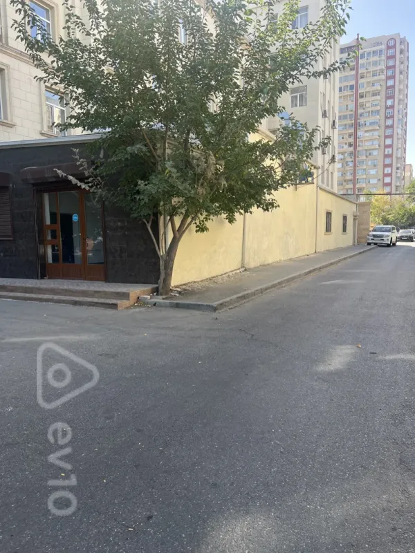 Satılır mənzil 146 m²