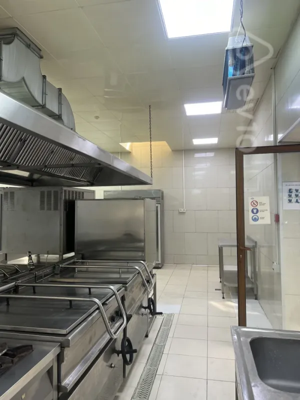 Satılır mənzil 146 m²