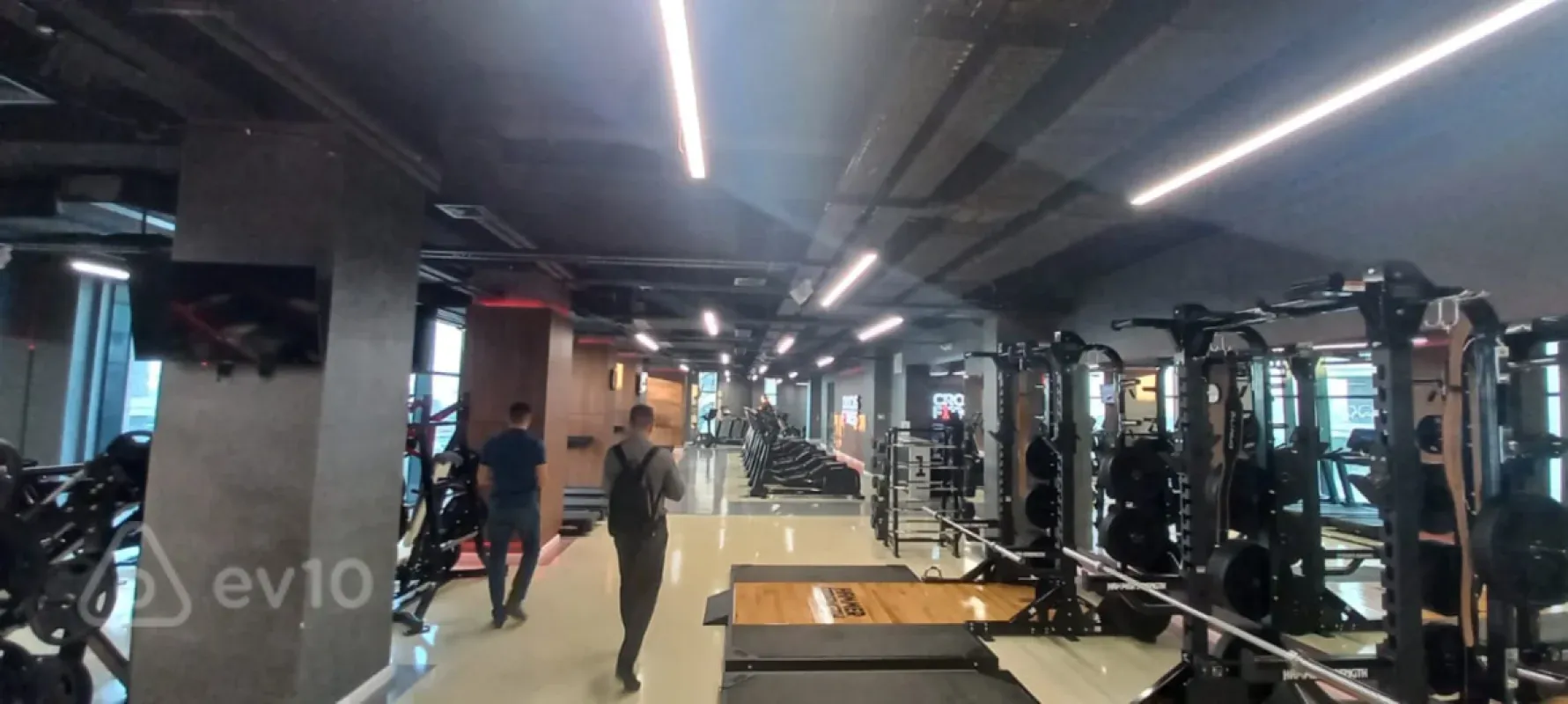 Kirayə verilir 2 otaqlı yeni tikili 90 m²