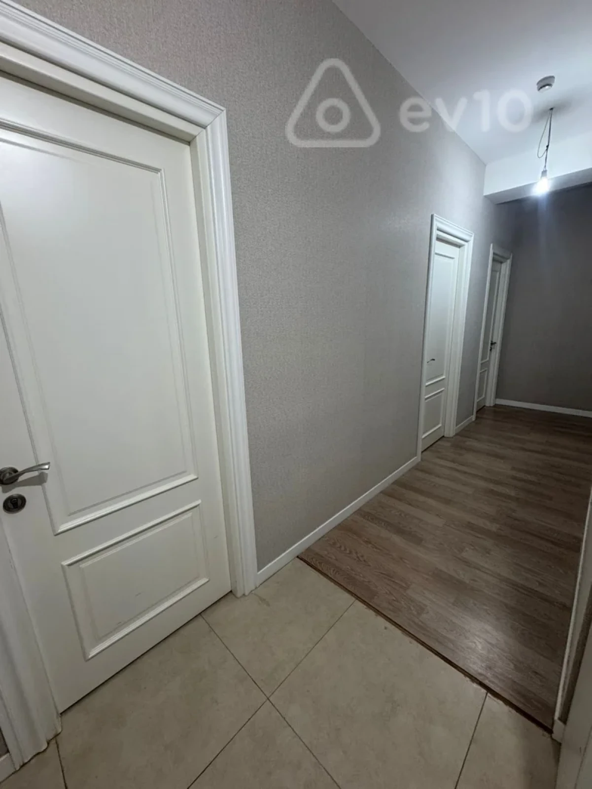 Kirayə verilir 2 otaqlı yeni tikili 90 m²