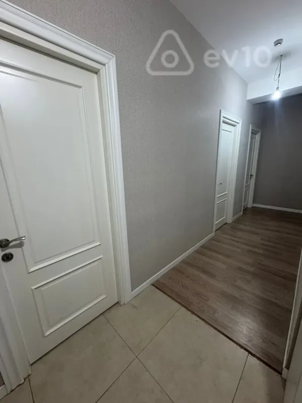 Kirayə verilir 2 otaqlı yeni tikili 90 m²