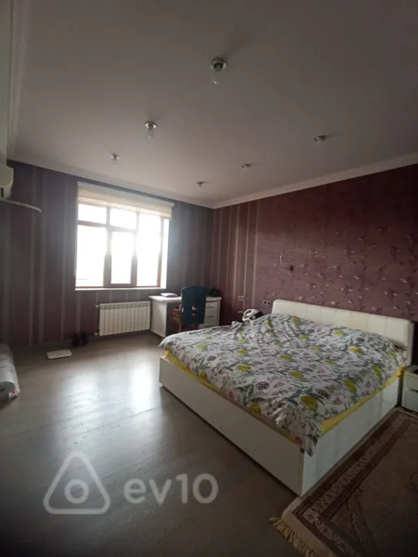 Satılır 4 otaqlı yeni tikili 171 m²