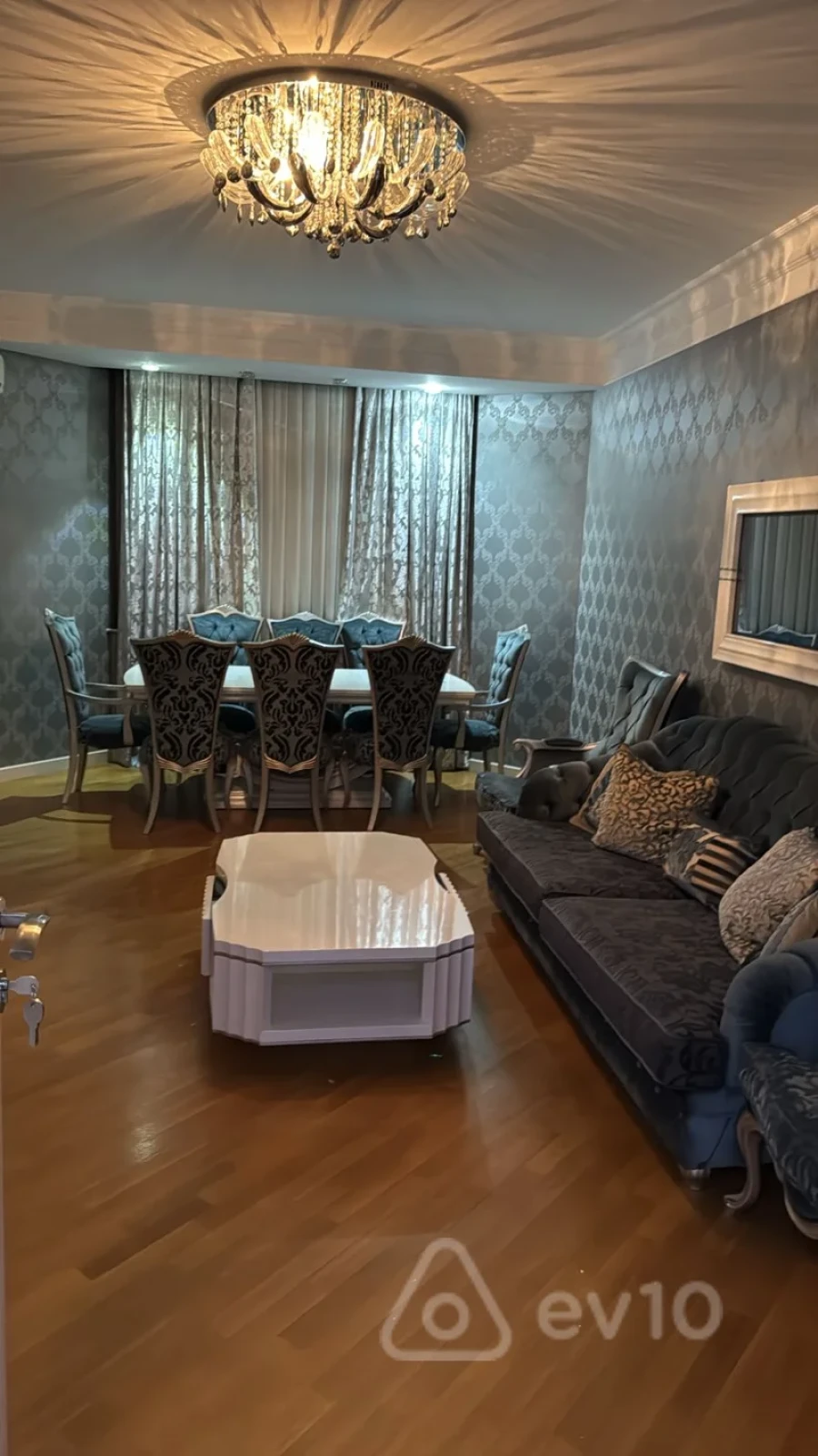 Kirayə verilir 3 otaqlı yeni tikili 95 m²