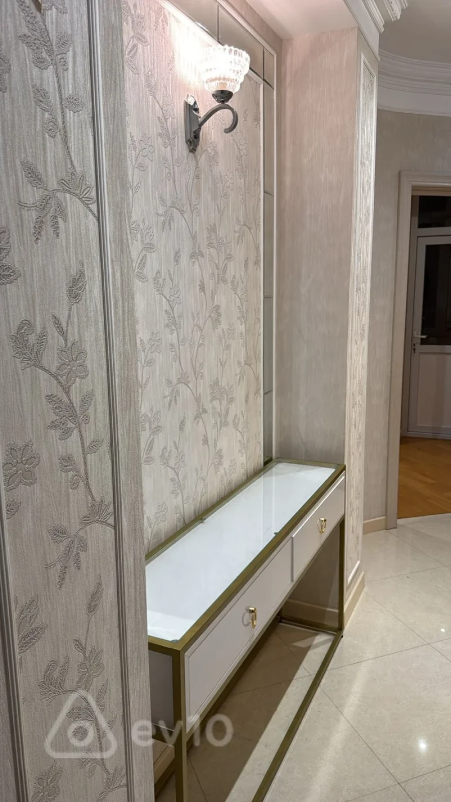 Kirayə verilir 3 otaqlı yeni tikili 95 m²