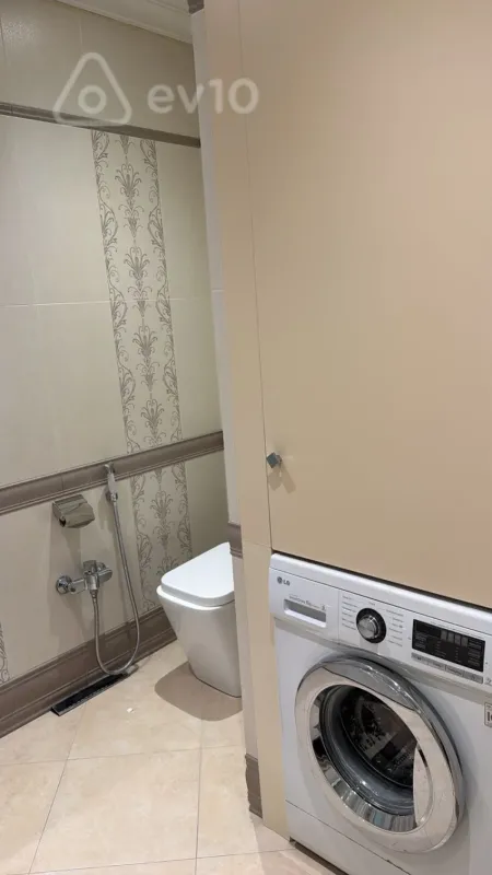 Kirayə verilir 3 otaqlı yeni tikili 95 m²