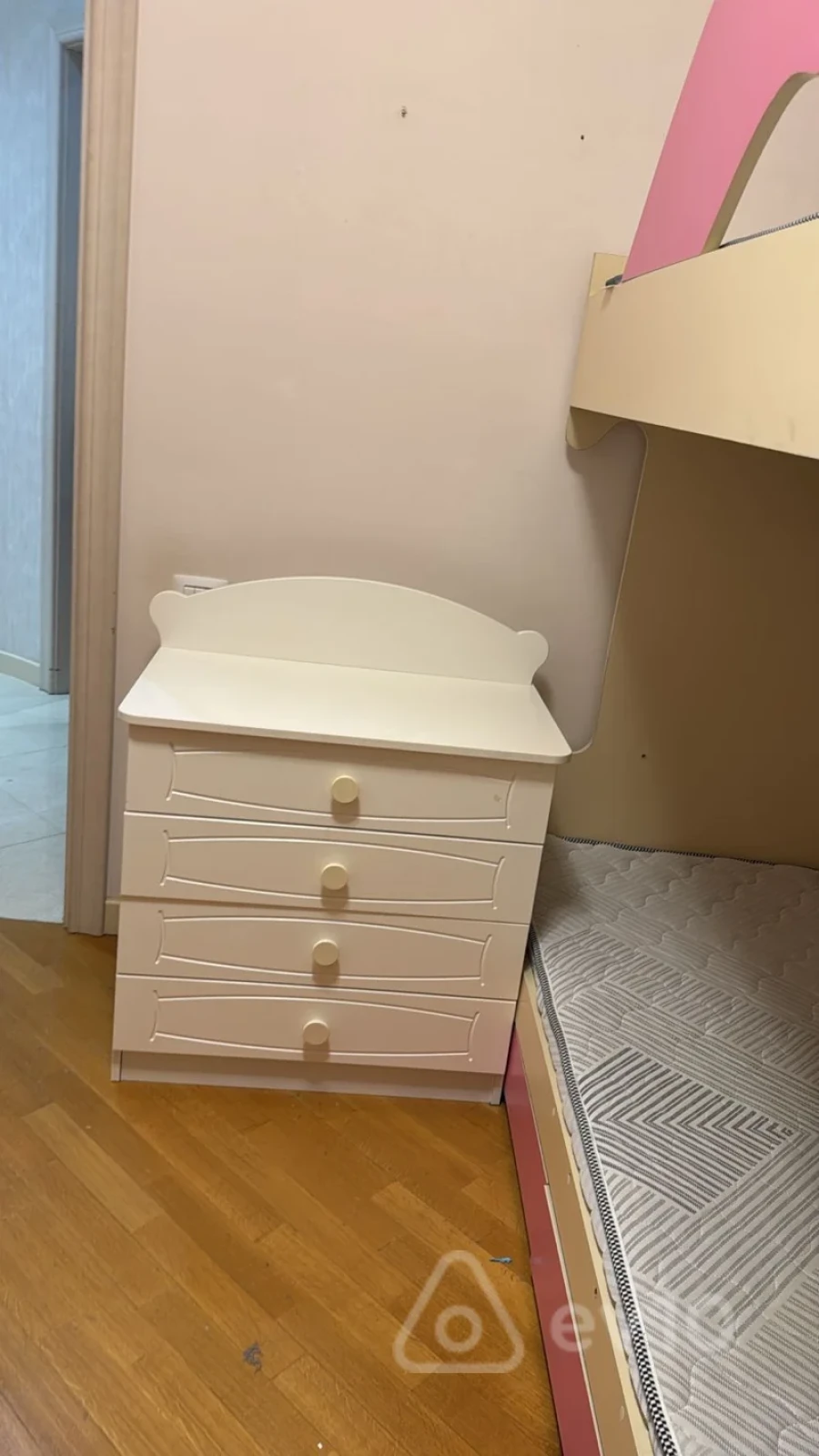 Kirayə verilir 3 otaqlı yeni tikili 95 m²