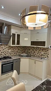 Kirayə verilir 3 otaqlı yeni tikili 95 m²