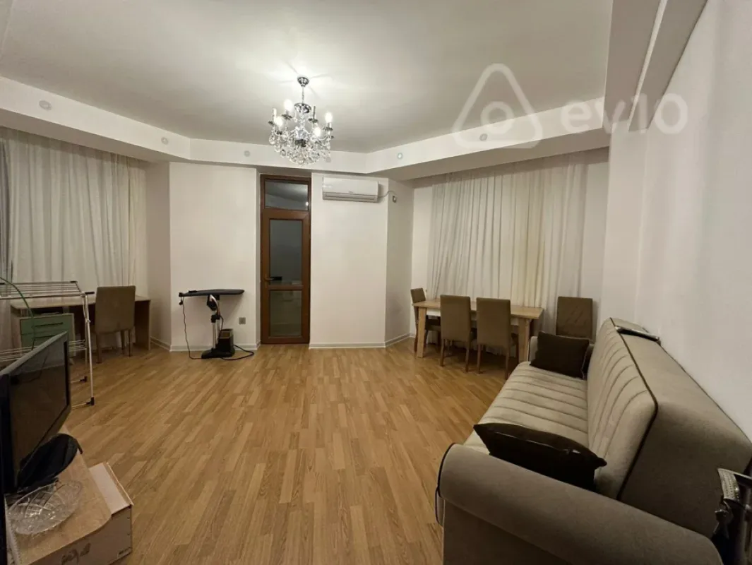 Kirayə verilir 2 otaqlı yeni tikili 70 m²