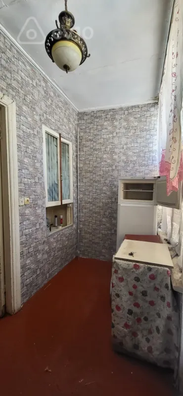 Kirayə verilir 3 otaqlı köhnə tikili 70 m²