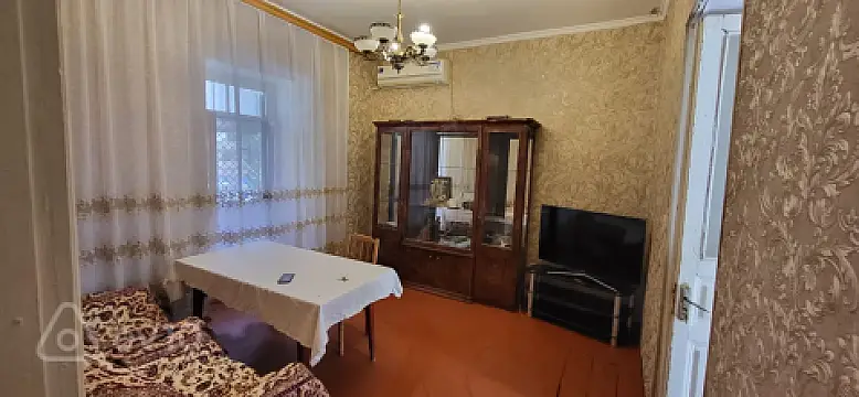 Kirayə verilir 3 otaqlı köhnə tikili 70 m²