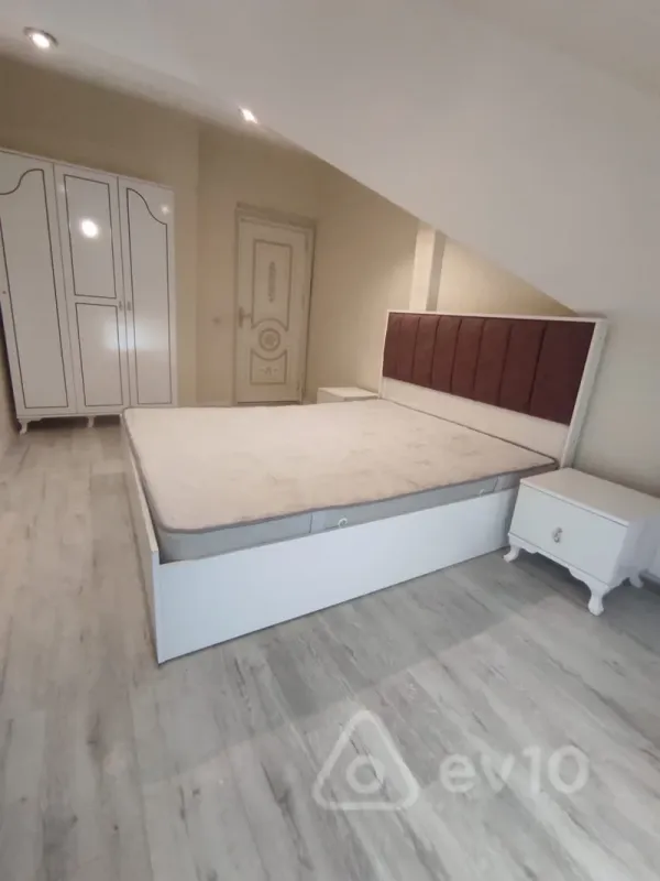 Kirayə verilir 2 otaqlı yeni tikili 55 m²