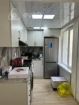 Kirayə verilir 2 otaqlı köhnə tikili 45 m²