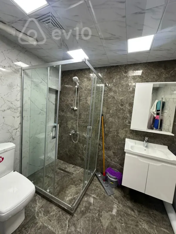 Kirayə verilir 2 otaqlı köhnə tikili 45 m²