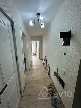 Kirayə verilir 2 otaqlı köhnə tikili 45 m²