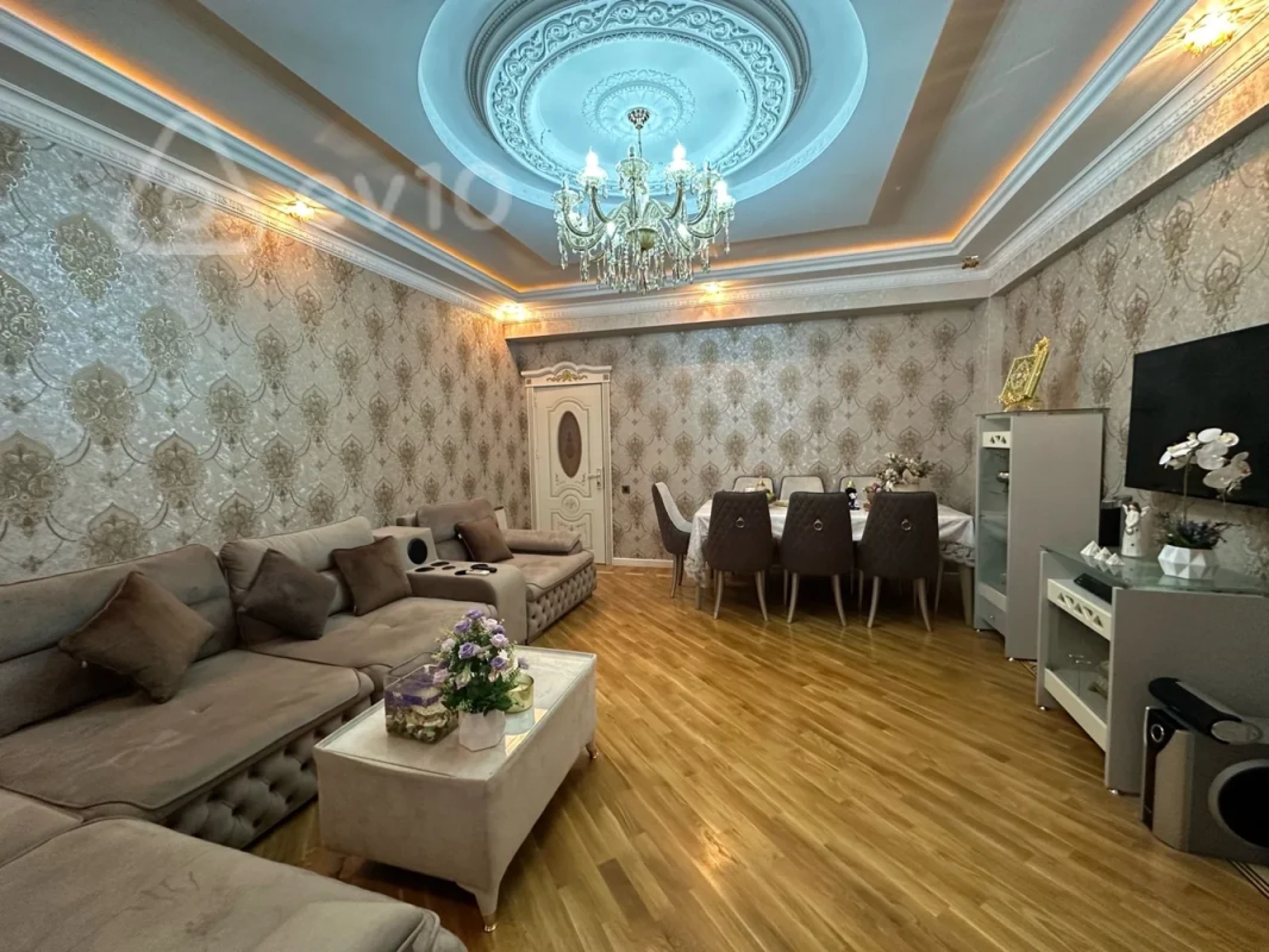 Satılır 3 otaqlı yeni tikili 140 m²