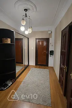 Satılır 2 otaqlı yeni tikili 60 m²