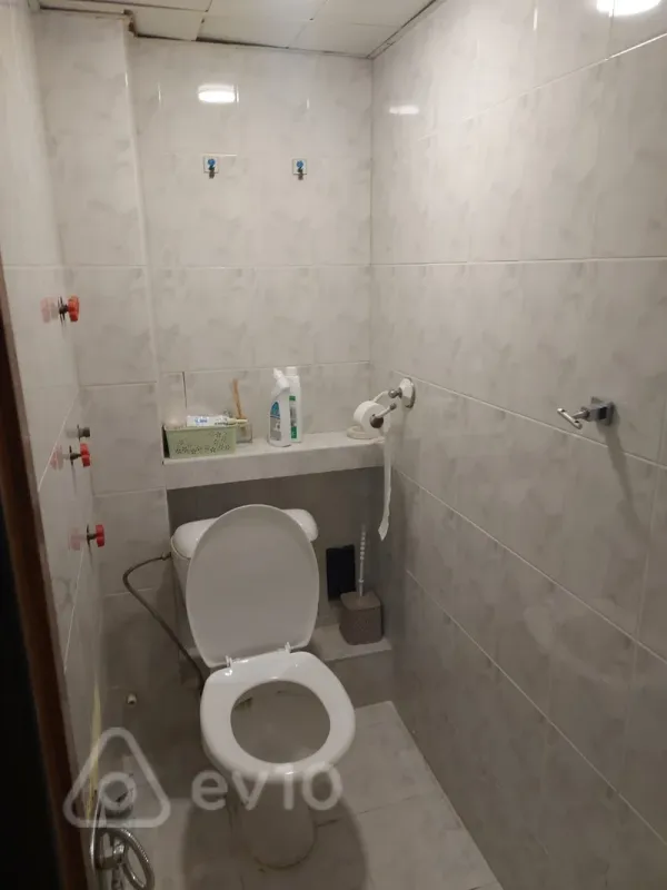 Satılır 2 otaqlı yeni tikili 60 m²