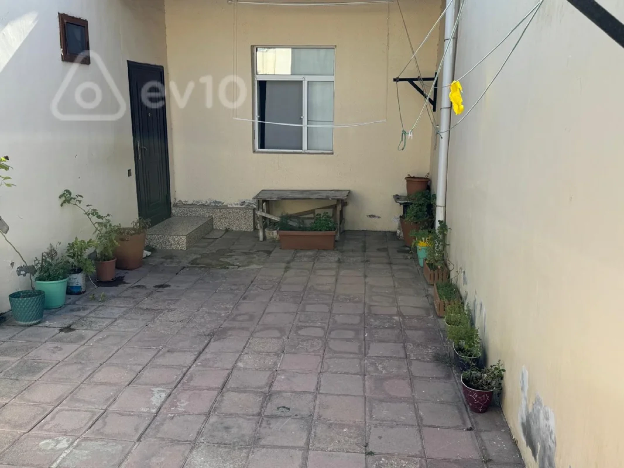 Satılır 3 otaqlı həyət evi 110 m²