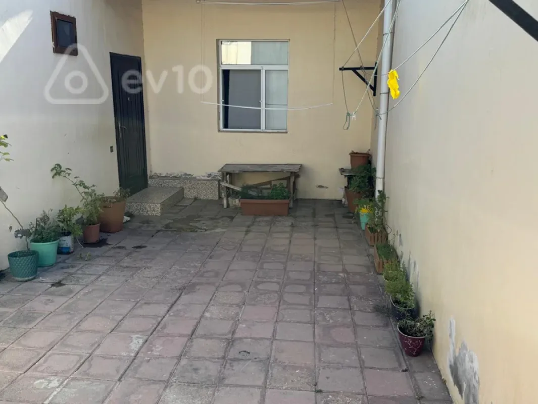 Satılır 3 otaqlı həyət evi 110 m²