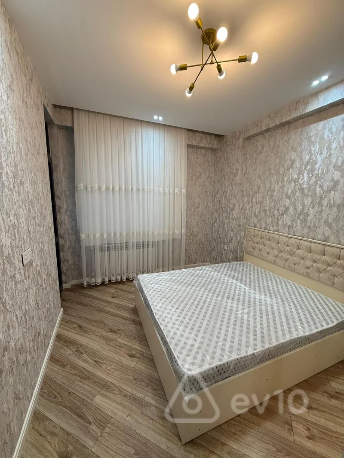 Kirayə verilir 2 otaqlı yeni tikili 50 m²