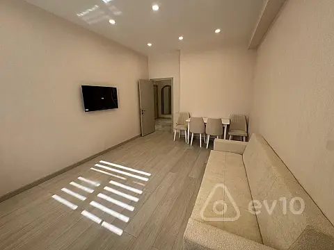 Kirayə verilir 2 otaqlı yeni tikili 55 m²