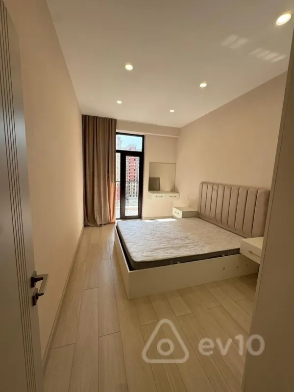 Kirayə verilir 2 otaqlı yeni tikili 55 m²