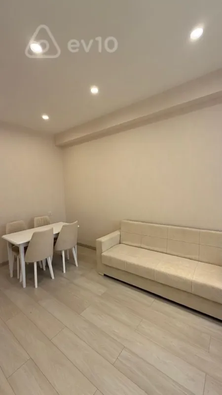 Kirayə verilir 2 otaqlı yeni tikili 55 m²