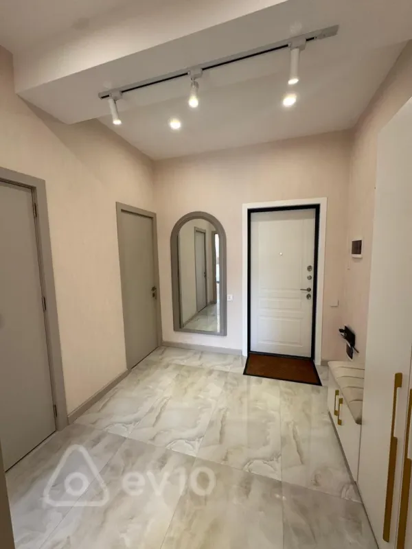 Kirayə verilir 2 otaqlı yeni tikili 55 m²