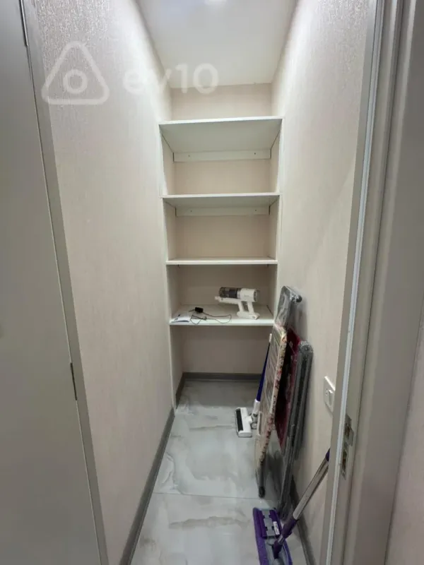 Kirayə verilir 2 otaqlı yeni tikili 55 m²