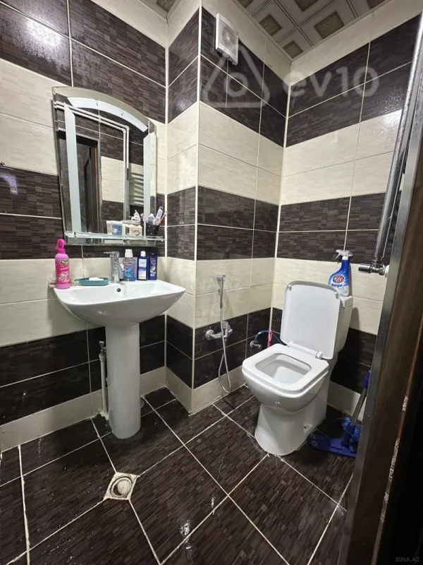 Kirayə verilir 2 otaqlı yeni tikili 66 m²