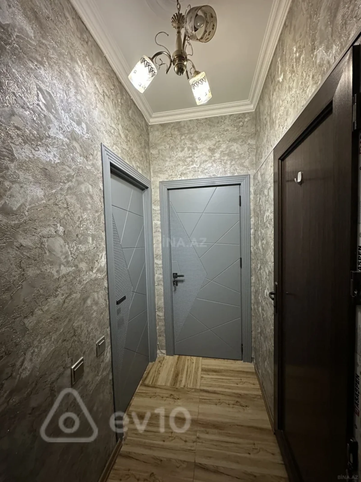 Kirayə verilir 2 otaqlı yeni tikili 66 m²