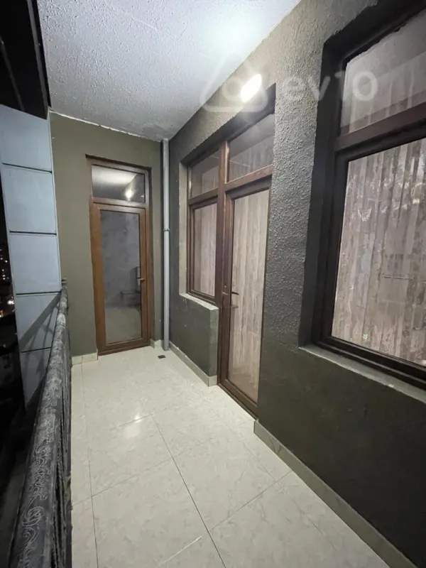 Kirayə verilir 3 otaqlı yeni tikili 95 m²