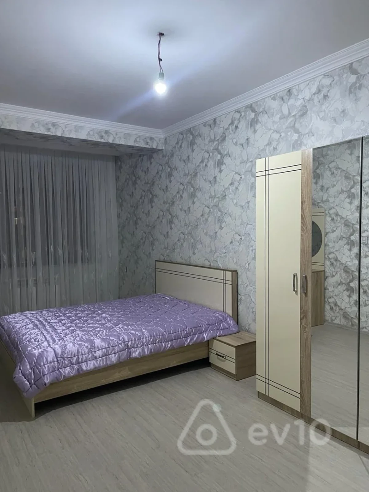 Kirayə verilir 3 otaqlı yeni tikili 95 m²