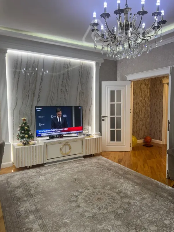 Kirayə verilir 3 otaqlı yeni tikili 110 m²