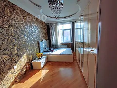 Kirayə verilir 3 otaqlı yeni tikili 110 m²