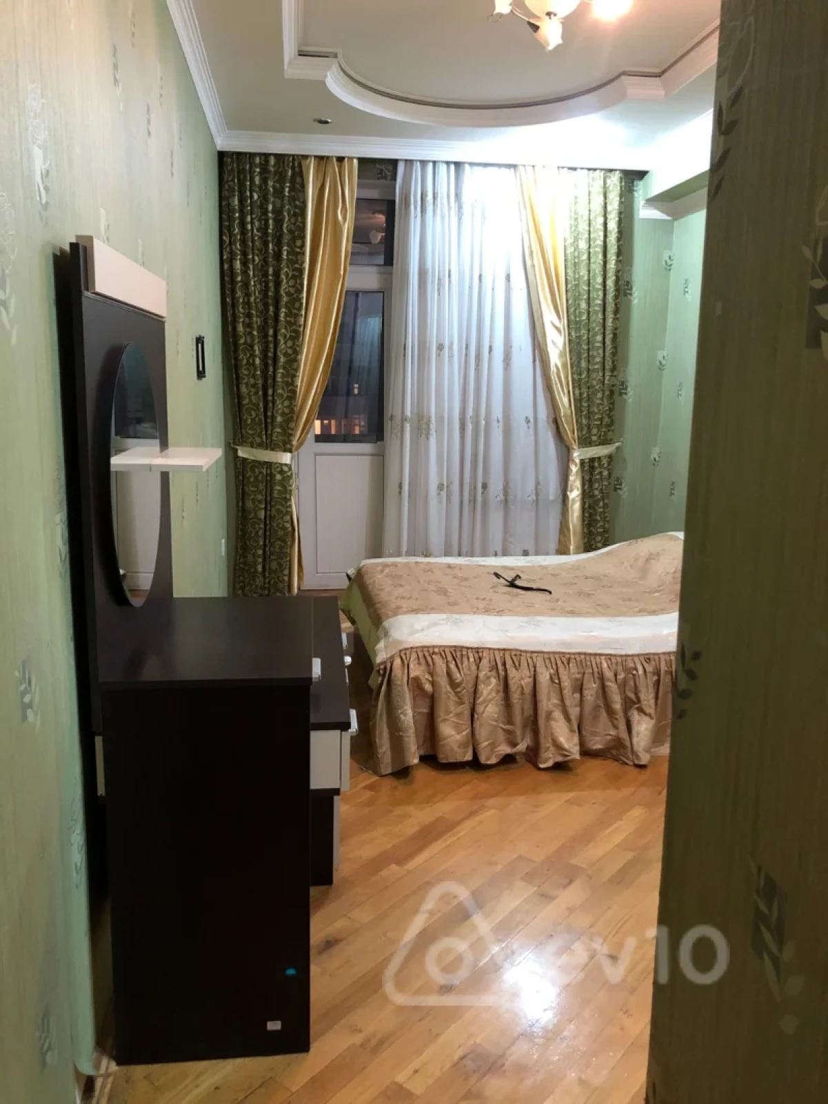 Kirayə verilir 3 otaqlı yeni tikili 120 m²