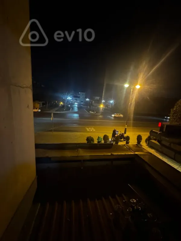 Kirayə verilir 2 otaqlı köhnə tikili 40 m²