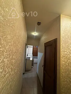Kirayə verilir 2 otaqlı köhnə tikili 40 m²