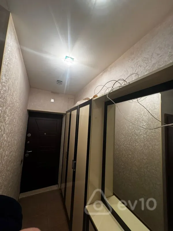 Kirayə verilir 2 otaqlı köhnə tikili 40 m²