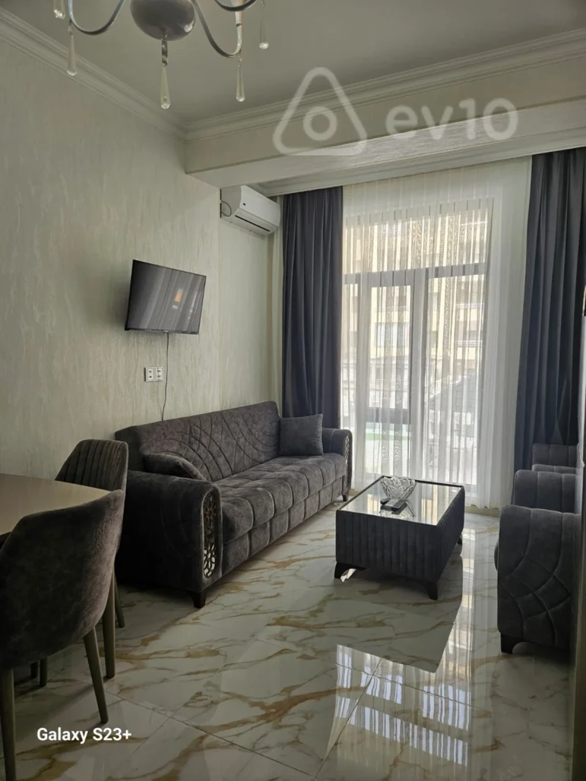 Kirayə verilir 2 otaqlı yeni tikili 55 m²