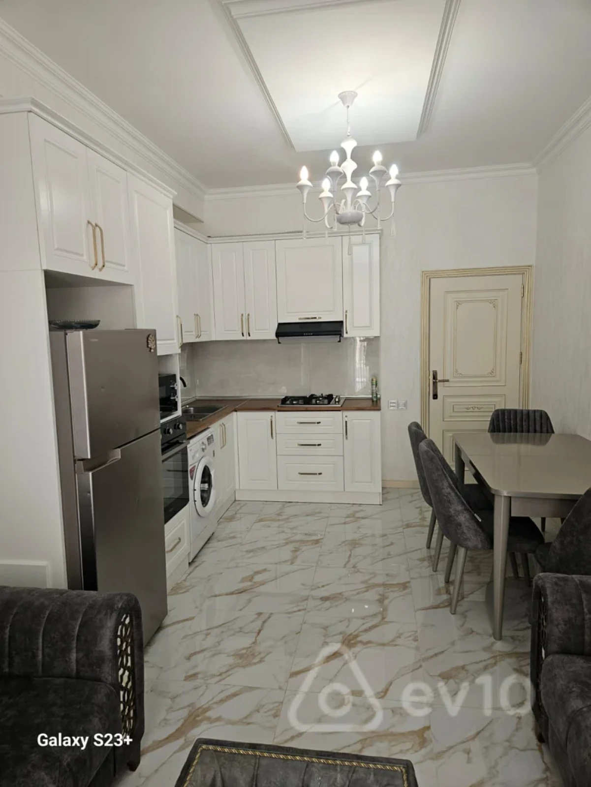 Kirayə verilir 2 otaqlı yeni tikili 55 m²